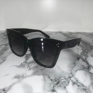 Urban outfitters oversized black-gradient sunnies